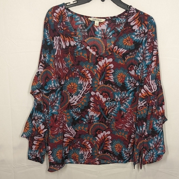 New The Pioneer Woman V neck Cascade Caplet Ruffle Blouse, Olive / Wine size L - Picture 3 of 8
